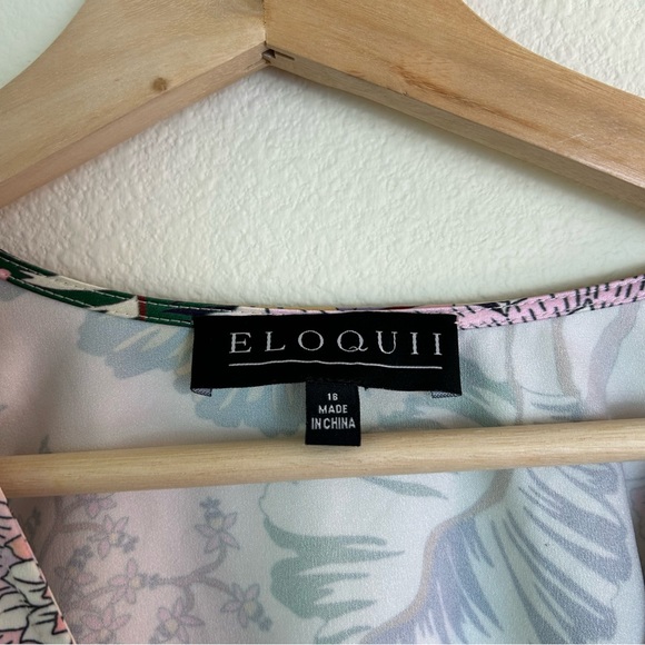Eloquii Floral Print Wrap Front Bodysuit 16 - Picture 3 of 10